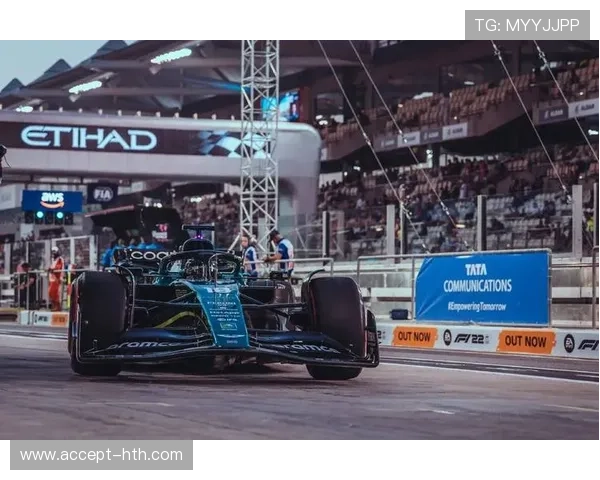 F1赛季最新战报揭秘车队战略调整与车手表现分析