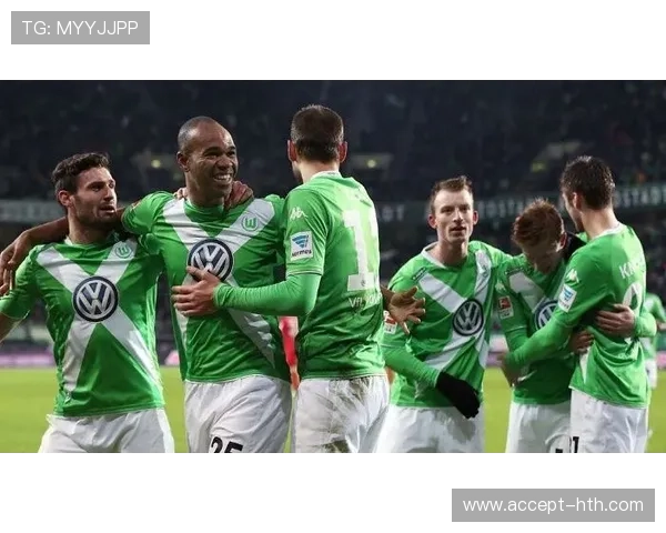 塞维利亚俱乐部新赛季阵容调整与重要引援动态揭秘