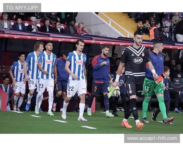 西班牙人俱乐部签约新援加强阵容目标重返西甲前六